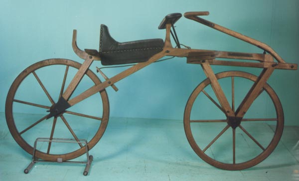 invention bicyclette 1817