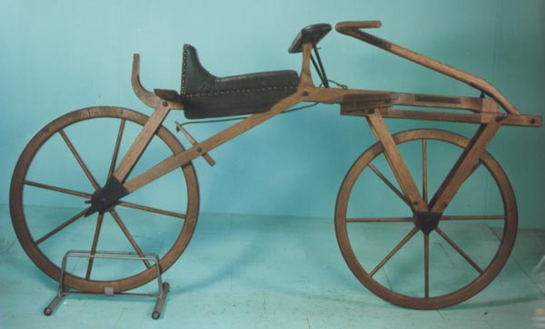 invention de la bicyclette 1817