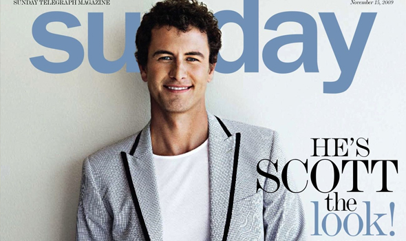adam scott uniclo
